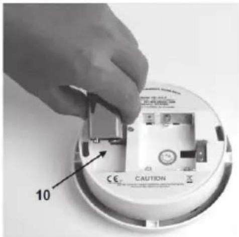 KONIG SECSA200 - Posizionamento della batteria da 9 V - 1