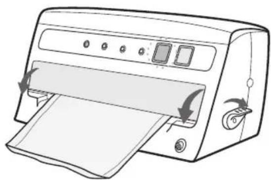FOODSAVER V3040 - Herstellung eines Beutels aus der FoodSaver® Versiegelungsrolle - 2