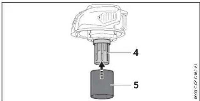STIHL SE 33 - Picking up Liquid - 3