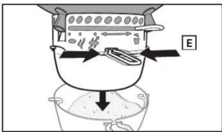 WEBER Summit Kamado E6 - CLEANING THE OUTSIDE OF GRILLS THAT ARE IN UNIQUE ENVIRONMENTS - 5
