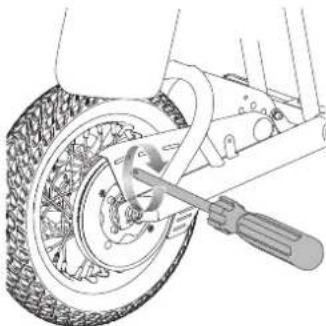 RAZOR Blade 15 - Replacing the Chain and Tire - 2