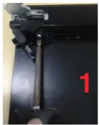 BLAUPUNKT 5B36N0250GB - Instructions d'installation de la bande de recouvrement de la porte et de l'ensemble du support rotatif - 15