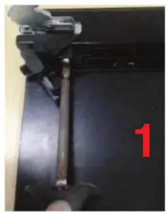 BLAUPUNKT 5B36N0250GB - Instrucciones para sustituir la cubierta del marco de la puerta y los soportes giratorios - 14