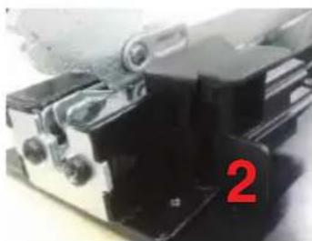 BLAUPUNKT 5B36N0250GB - Instrucciones para sustituir la cubierta del marco de la puerta y los soportes giratorios - 18