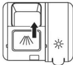 BLAUPUNKT 5VF4X00EME - Ajuster le récipient de liquide de rinçage - 4
