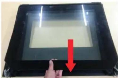 BLAUPUNKT 5BD36250 - Instructions d'installation de la bande de recouvrement de la porte et de l'ensemble du support rotatif - 14