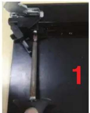 BLAUPUNKT 5BD36250 - Upute za ugradnjuPokrova okvira vrata i sklapanje rotirajućeg nosača - 18