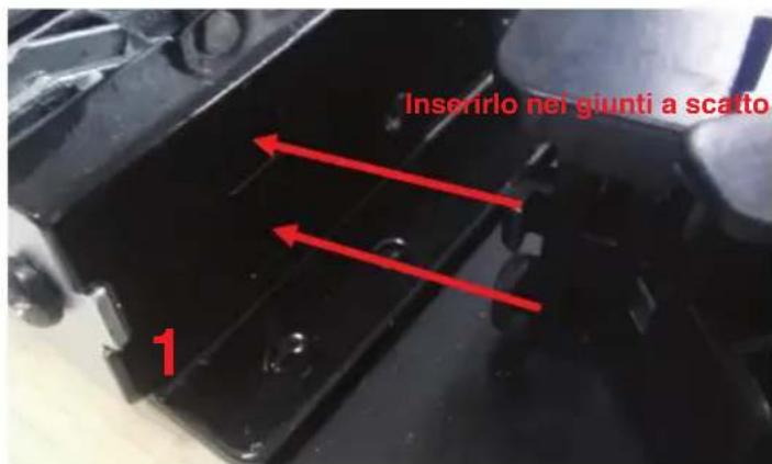 BLAUPUNKT 5BD36250 - Istruzioni di installatione del listello di copertura dello sportello e del gruppo staffa di rotazione - 16