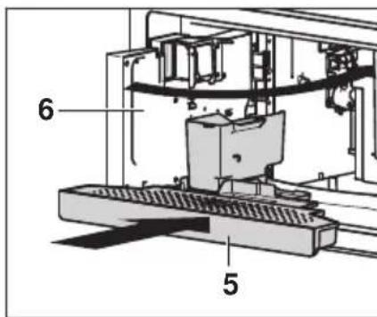 V-ZUG CoffeeCenter V6000 45 - Metre en place le groupe d'infusion - 3
