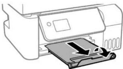 EPSON EcoTank ET2821 - Chargement de papier dans le chargeur d'alimentation papier à l'arrière - 4