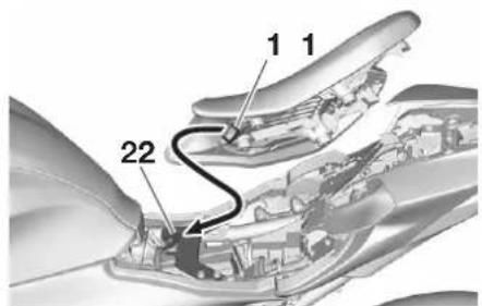 YAMAHA YZFR7 (2022) - Mise en place de la selle du pilote - 1