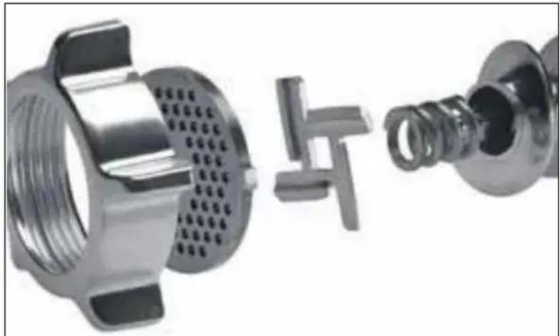 SILVERCREST SFW 350 D4 - Assembling the meat grinder - 1