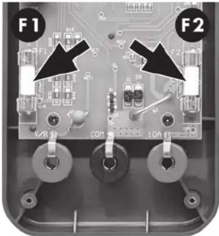 PARKSIDE PDM 300 C2 - Remplacement du fusible - 4