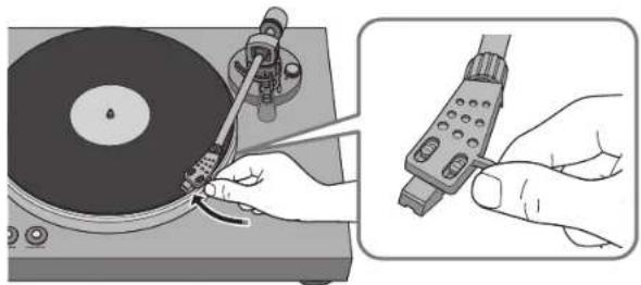YAMAHA CDS303 - Tryck pa PLAY/STOP (spela/stoppa). - 4