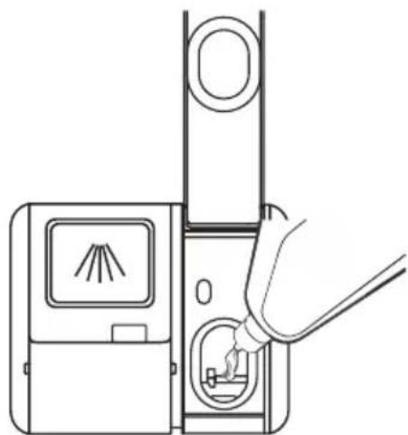 Infiniton DIW6S13 - Remplir le réservoir de produit de rinceage - 3