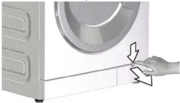 GRUNDIG GWN 38230 R - Évacuation de l'eau restante et nettoyage du filtre de la pompe - 5