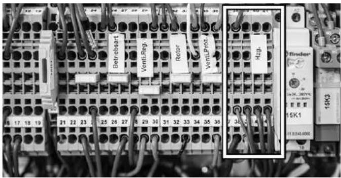 TROTEC TTR 2000 - Warnung vor elektrischer Spannung - 1