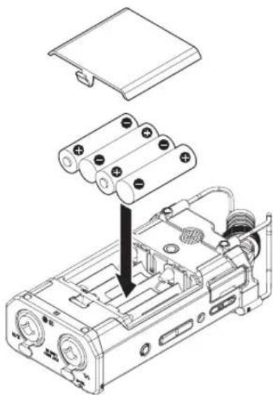 TASCAM DR44WLB - Betrieb mit AA-Batterien - 1