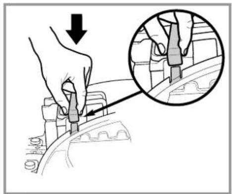 PEG PEREGO John Deere Ground Loader - INSTALLATION DE LA BATTERIE - 2
