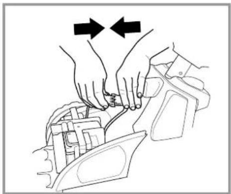 PEG PEREGO John Deere Ground Loader - INSTALLATION DE LA BATTERIE - 3