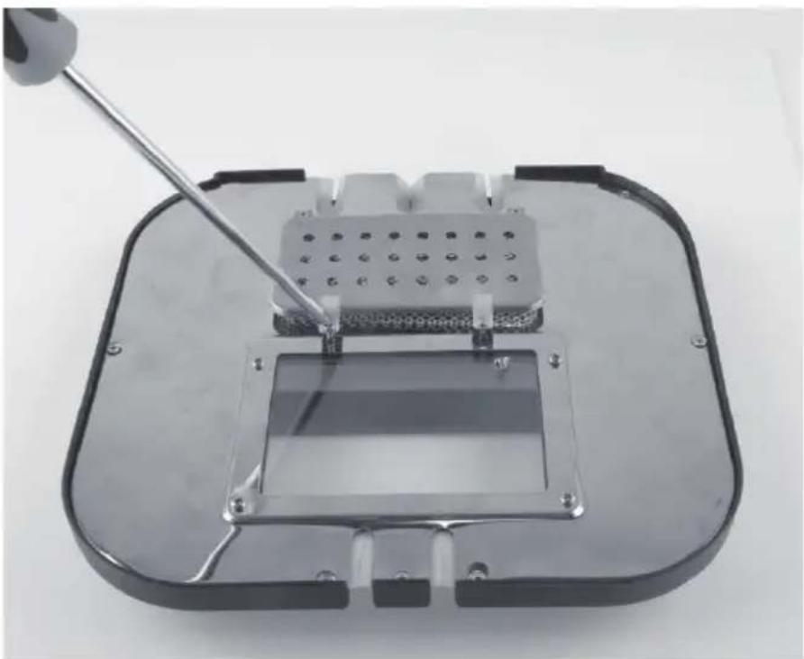 CONTINENTAL EDISON CEFR25IND - Nettoyer le filtre - 1