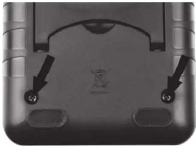 POWERFIX Z28421B - Batterie einlegen/wechseln - 3