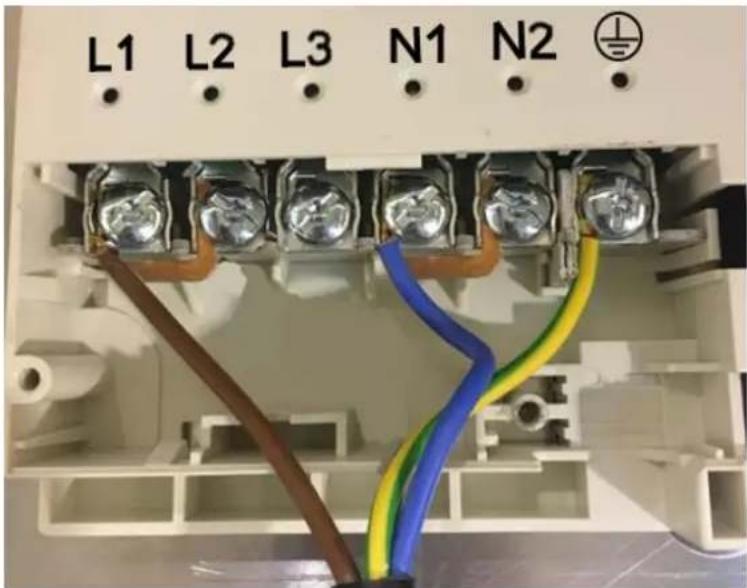 Schock PC78 Bridge - 1-1 Connection to the electric network: - 1