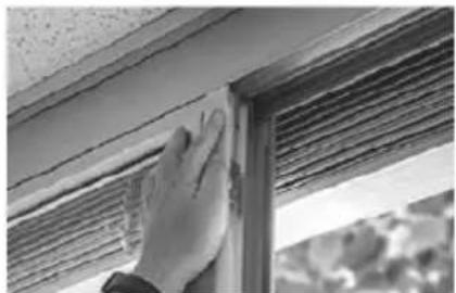 TECHNISAT Technipolar 1 - Installing the window kit - 1