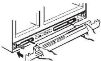 GE Profile TFG28PFDBS - Pour régler les roulettes de nivellement : - 1