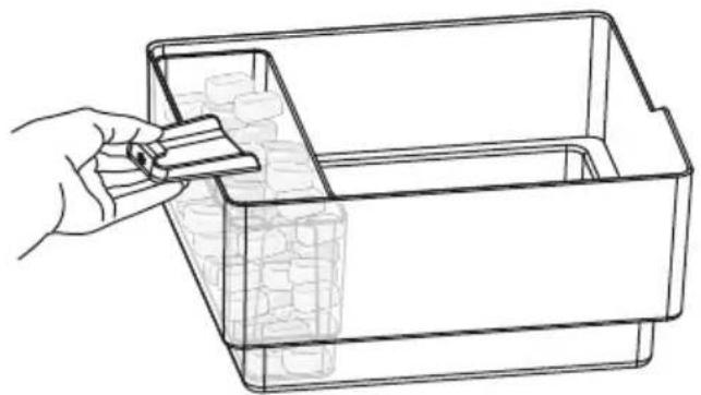 Fisher & Paykel RF170WDRUX5 N - Manual ice system - RF170W and RF170A (non Ice & Water models only) - 2