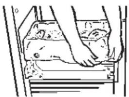 GE Profile GCG1500LWW - Removing a Fulltrash Bag - 3