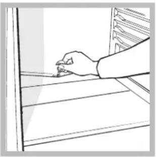 INDESIT TAA 5 S 1 - Defrosting the refrigerator compartment - 1