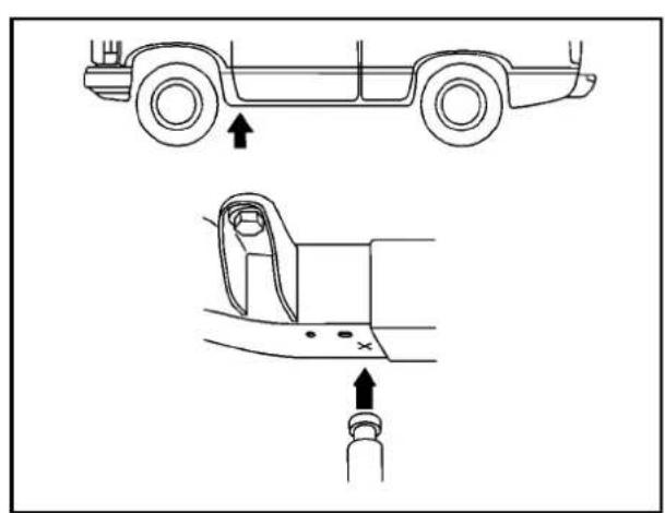 GMC Yukon (2010) - Déposé'unpneucreveet installationdupneuderechange - 5