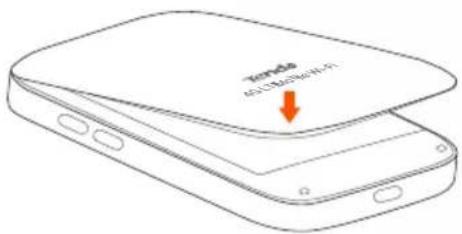 Tenda 4G185 - Setzen Sie die SIM-Karte und den Akku ein - 7