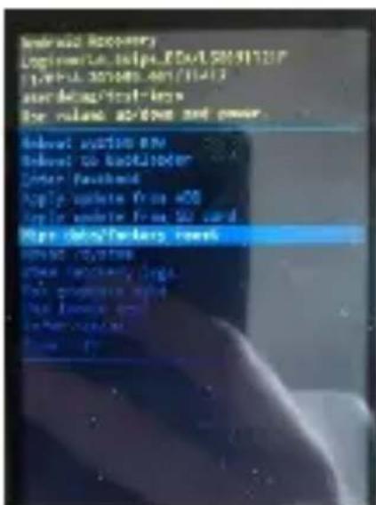 LOGICOM Le Swipe - Réinitialisation de l'appareil en mode "récapération": - 1