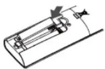 LG PM05SP - Inserir as pilhas - 2
