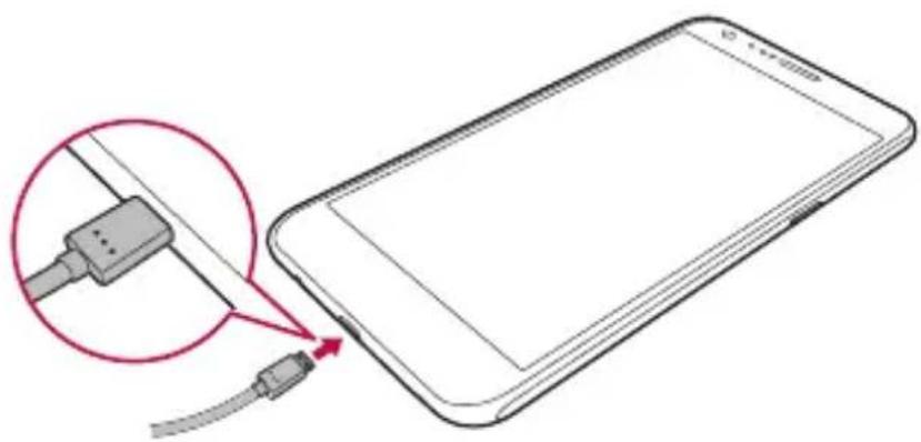 LG K580 - Polnjenje baterije - 1