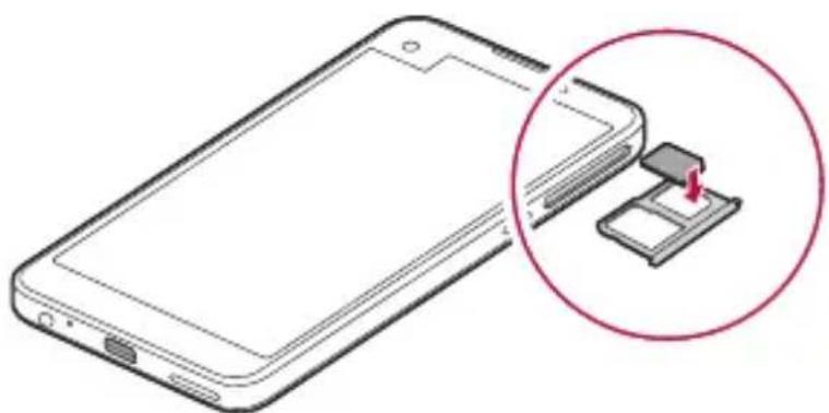 LG K500N - Installing the SIM card - 3