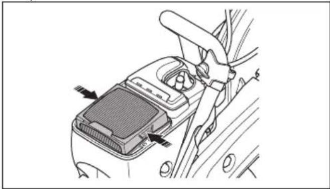 HUSQVARNA K 770 Rescue - To examine the air filter - 6