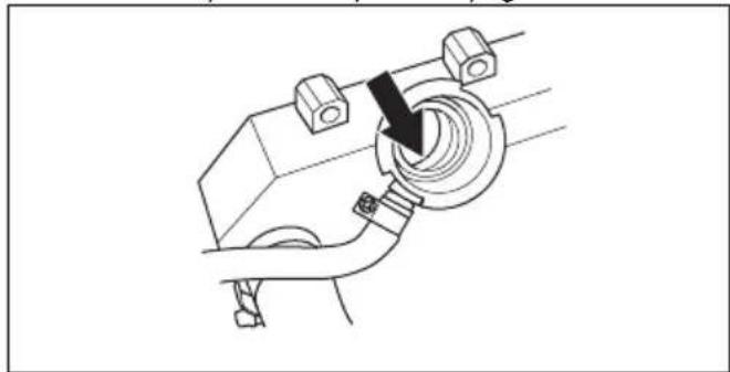 HUSQVARNA P 520DX - Contrôle du niveau de liquide de refroidissement - 1