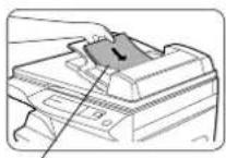 OLIVETTI Copia 9915C - KOPIERING MED REVERSIBEL ENKELTARK PAPIRINDF∅RING (R-SPF) (kun Duplex-model) FAZER CÓPIAS NO ALIMENTADOR SPF INVERTIDO COM UMA PASSADA (R-SPF) (só o modelo Duplex) - 2