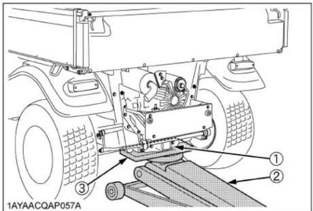 KUBOTA RTVX900 - Arriere - 1