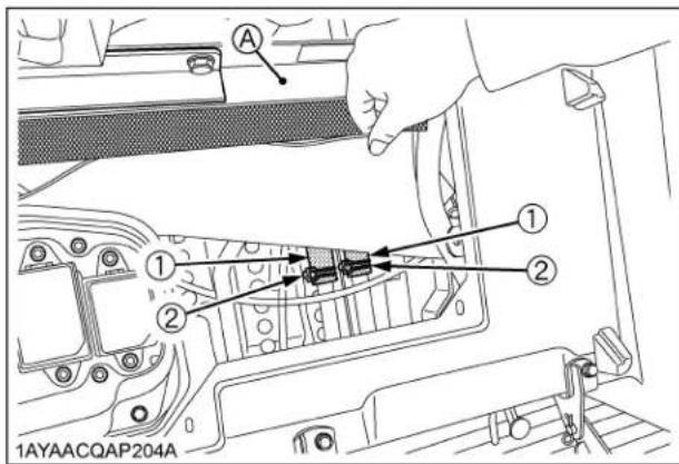 KUBOTA RTVX1140 - ■Vérification des durites, tuyaux et colliers du radiateur - 4