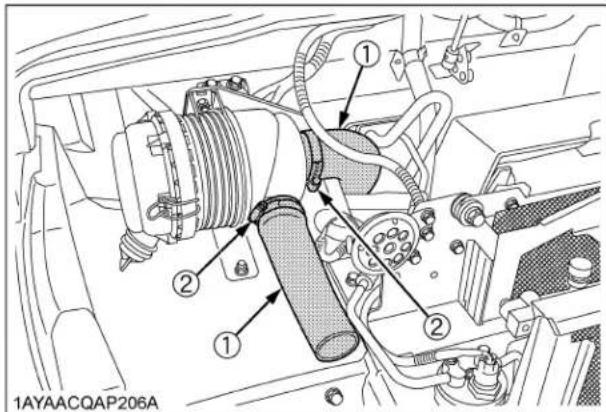 KUBOTA RTVX1140 - ■ Verification du circuit d'admission d'air - 1
