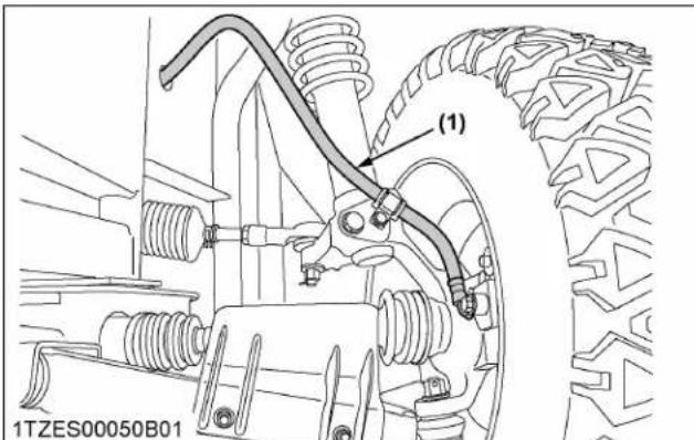 KUBOTA RTV520 - Vérification de la durite et du tuyau de frein - 2