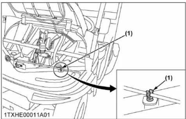 KUBOTA RTV520 - Capot - 3