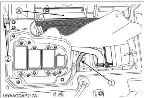 KUBOTA RTVX1120D - ■ Vérification de la conduite d'huile hydraulique - 2