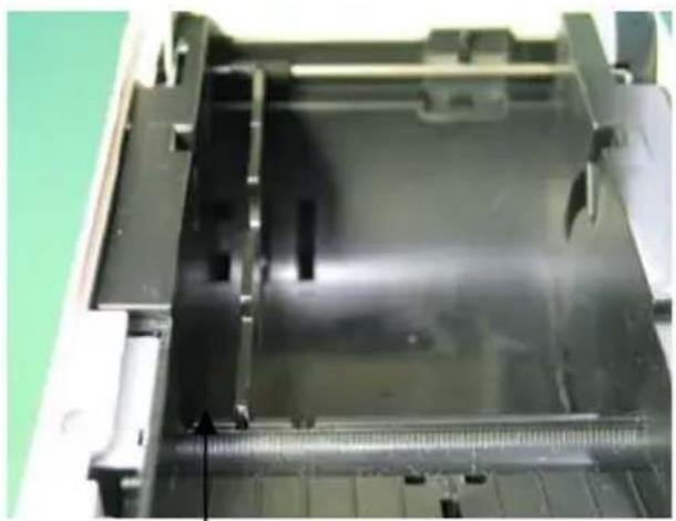 OKI PT390 - Cómo desinstalar el separador - 5