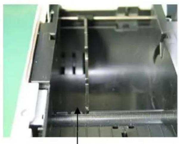 OKI PT390 - Cómo desinstalar el separador - 4
