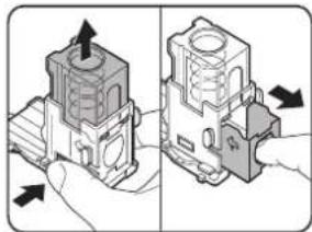 OKI B8300n - REEMPLACEMENT DE LA CARTOUCHE D'AGRAFES ET EXTRACTION D'UN BOURRAGE D'AGRAFES - 5